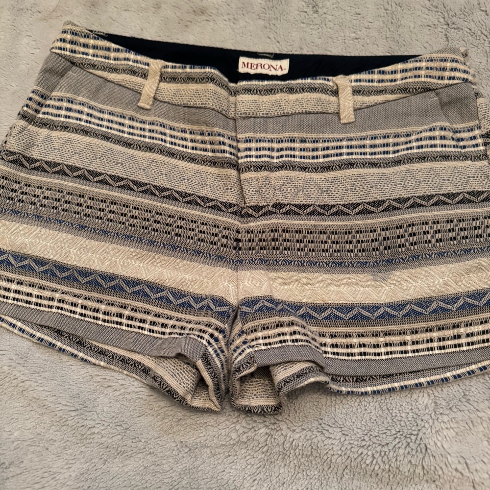 Merona Striped Tribal Cotton Shorts Size 4 Blue Gray Cream Belt Loop